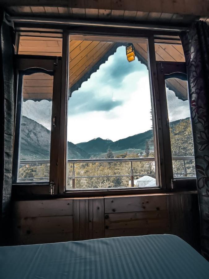 Throttle Shrottle Moto Hostel Manāli Dış mekan fotoğraf