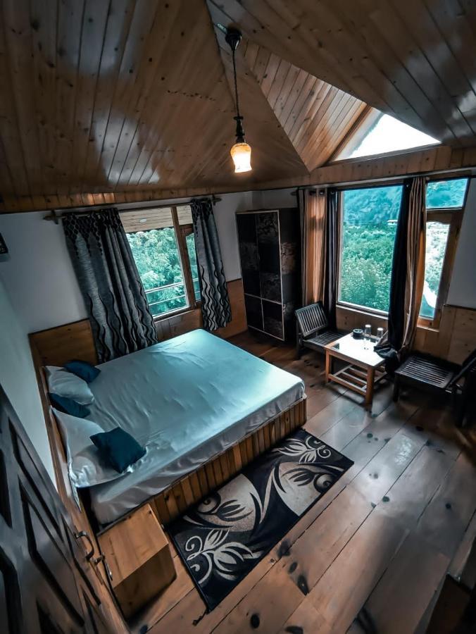 Throttle Shrottle Moto Hostel Manāli Dış mekan fotoğraf