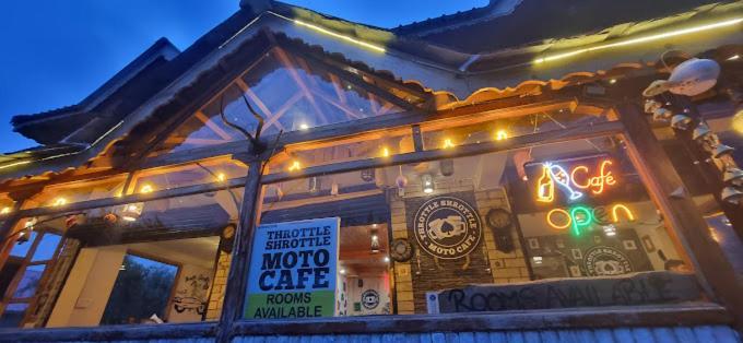 Throttle Shrottle Moto Hostel Manāli Dış mekan fotoğraf