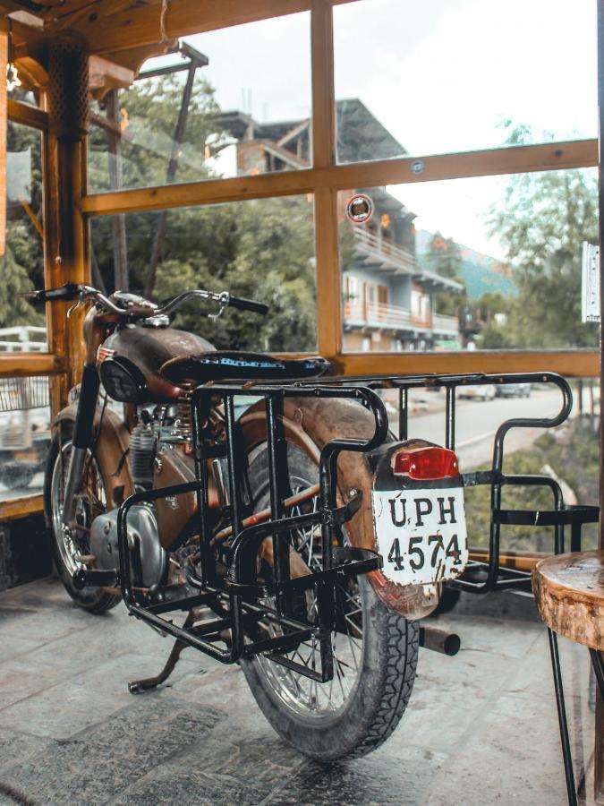 Throttle Shrottle Moto Hostel Manāli Dış mekan fotoğraf