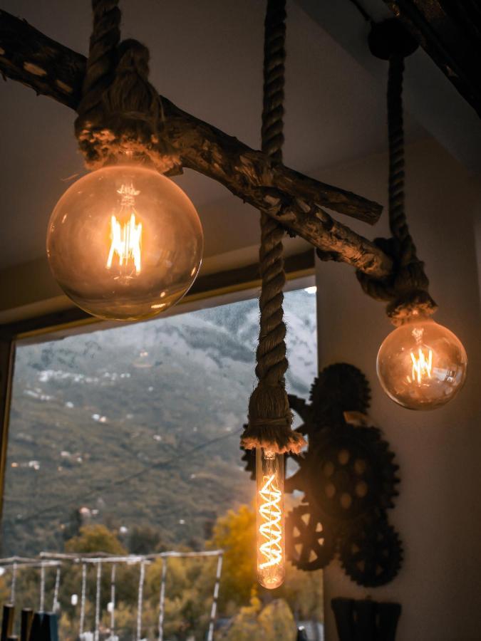 Throttle Shrottle Moto Hostel Manāli Dış mekan fotoğraf
